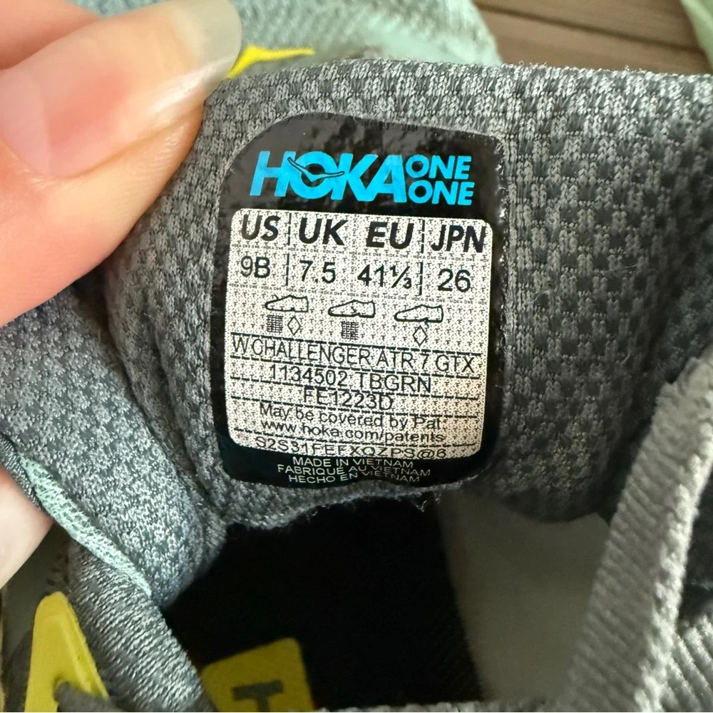 SOLD Hoka Challenger ATR 7 Gore-Tex - Picture 6 of 6